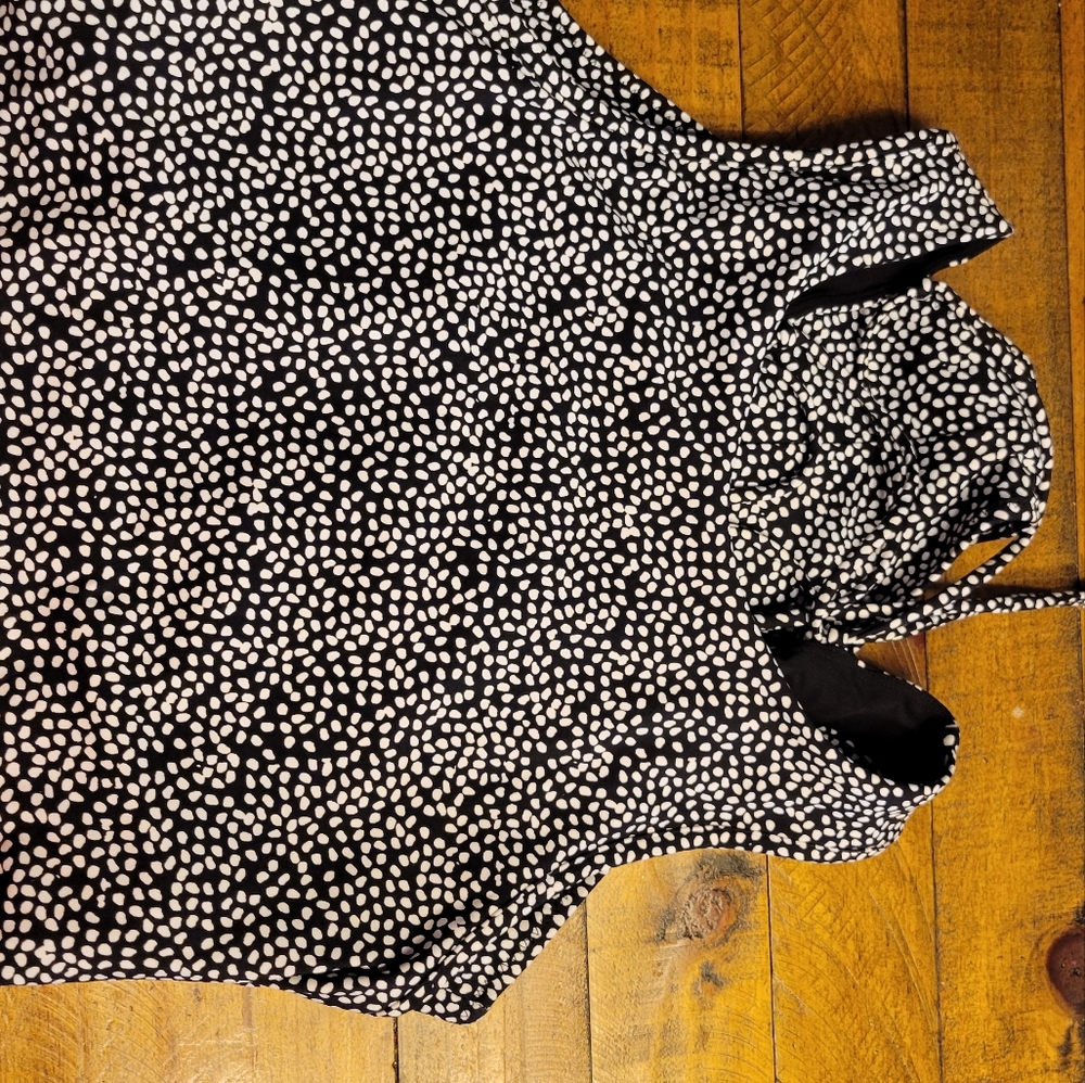 Buffbunny Sharkbite One Piece - image 5